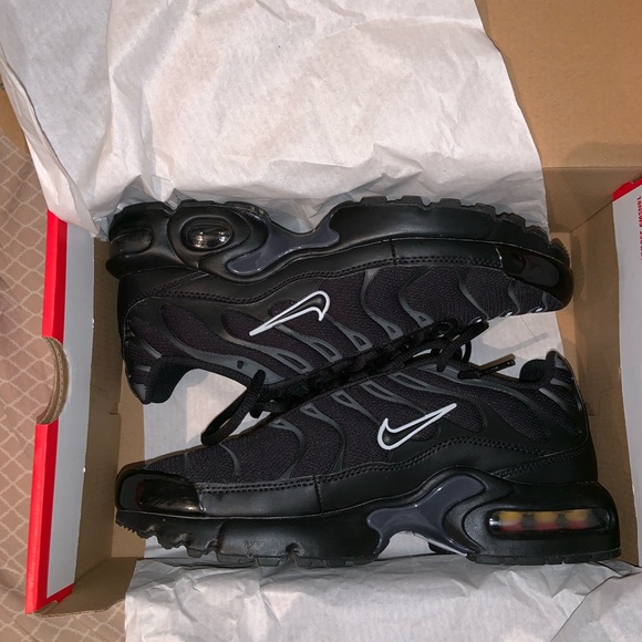 nike tuned 1 black pure platinum